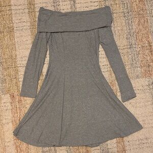 Francesca's Collections Gray Long Sleeve Dress